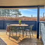 2 Bedroom Amazing In Prázdninový dům *