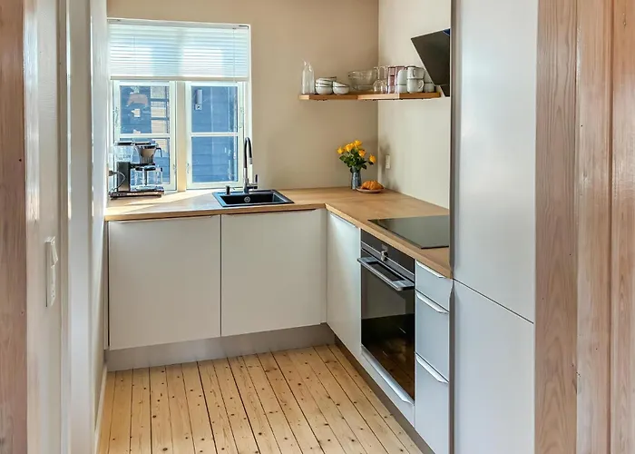 2 Bedroom Amazing In *